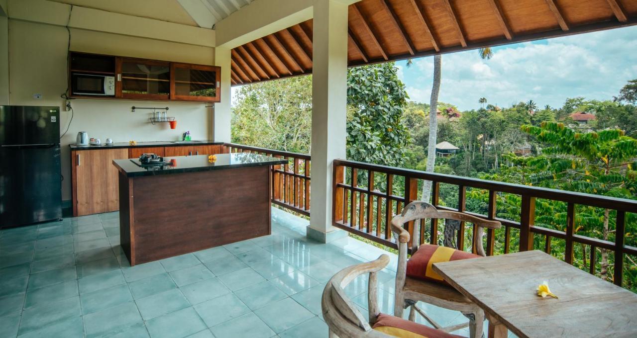 Sunset Hill Bed & Breakfast Ubud  Exterior photo